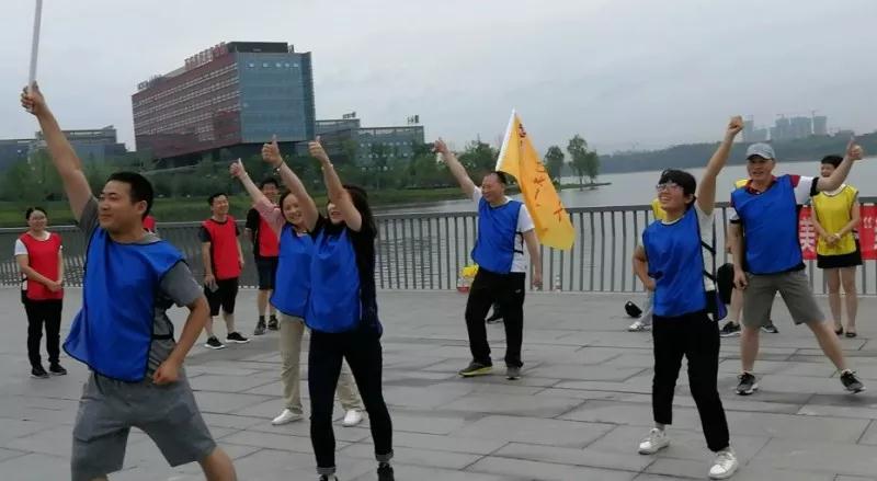 蓝队展示.jpg 蓝队展示.jpg