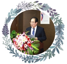 头像.jpg 头像.jpg