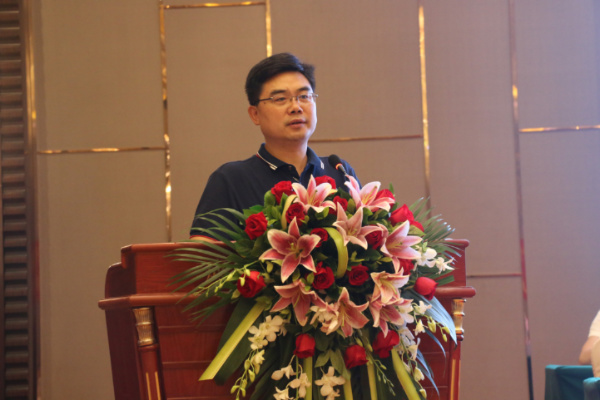 王忠.jpg 王忠.jpg