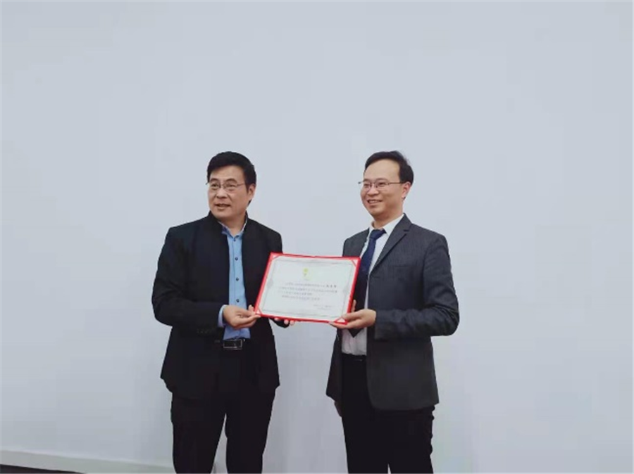 C:\Users\zhaobingbing\Desktop\微信推文\校企合作\5.png C:\Users\zhaobingbing\Desktop\微信推文\校企合作\5.png